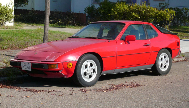 Illustration for article titled 1988 Porsche 924 S